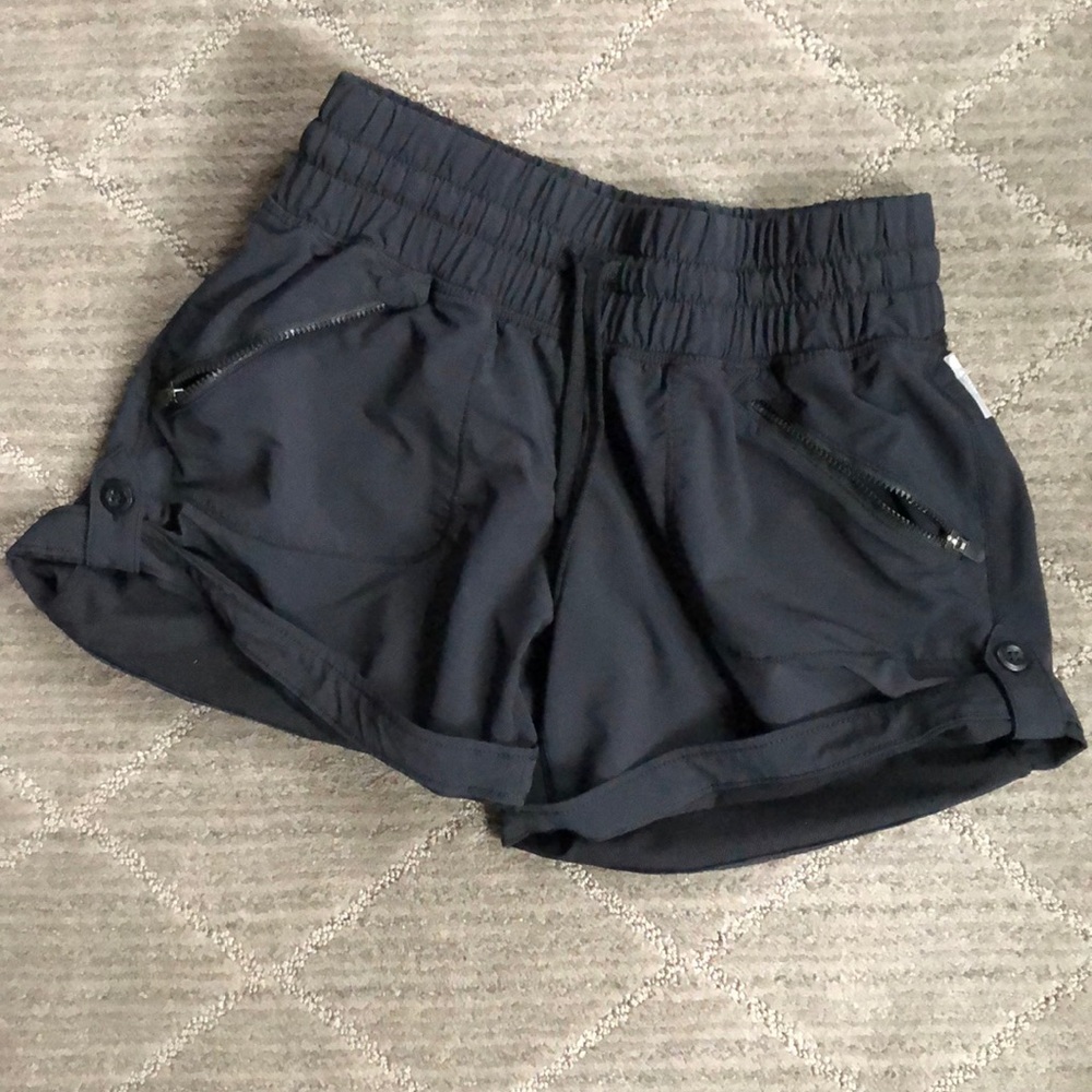 Zella shorts